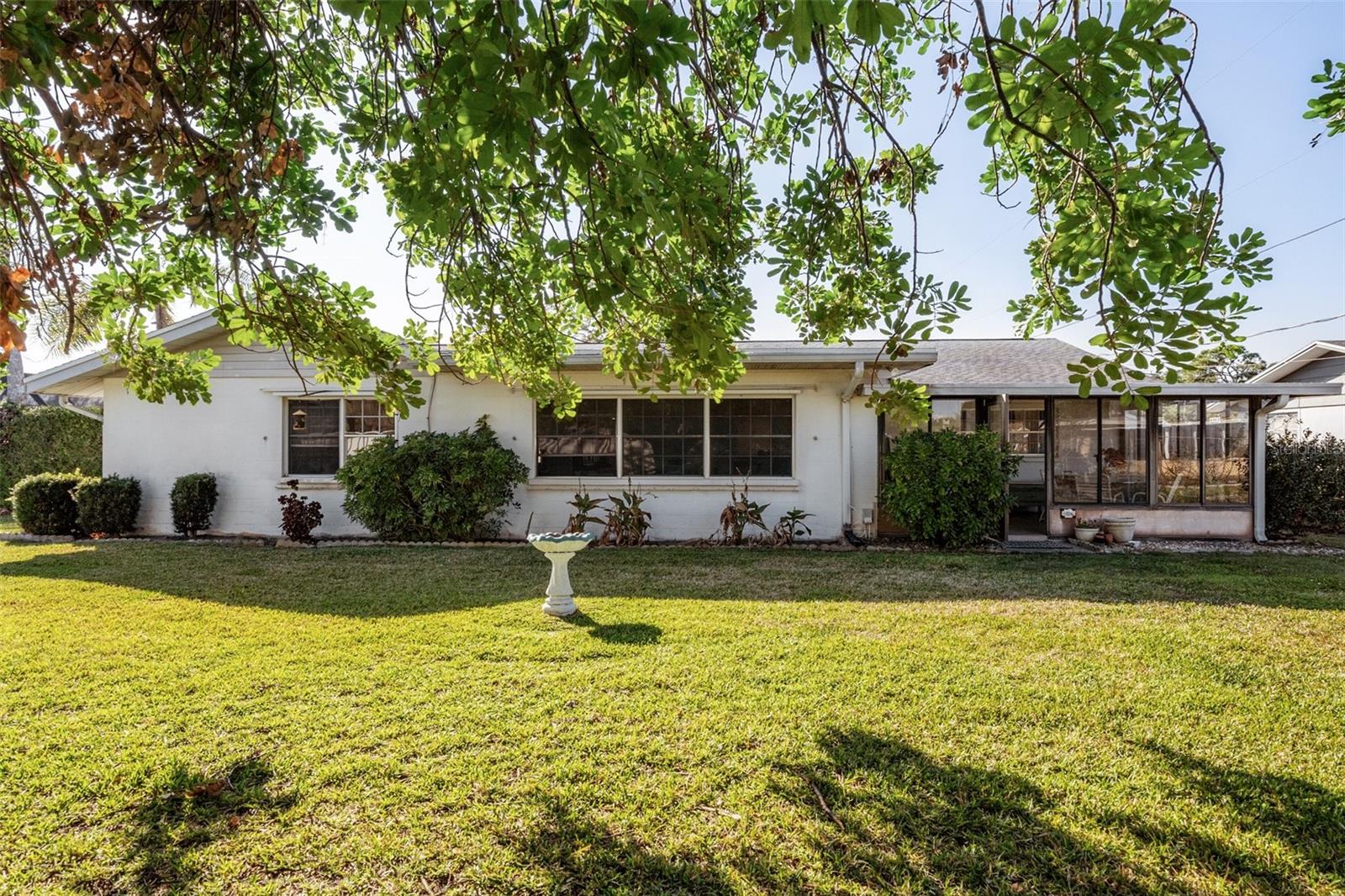 Image 3 of 29 For 807 62nd Street W