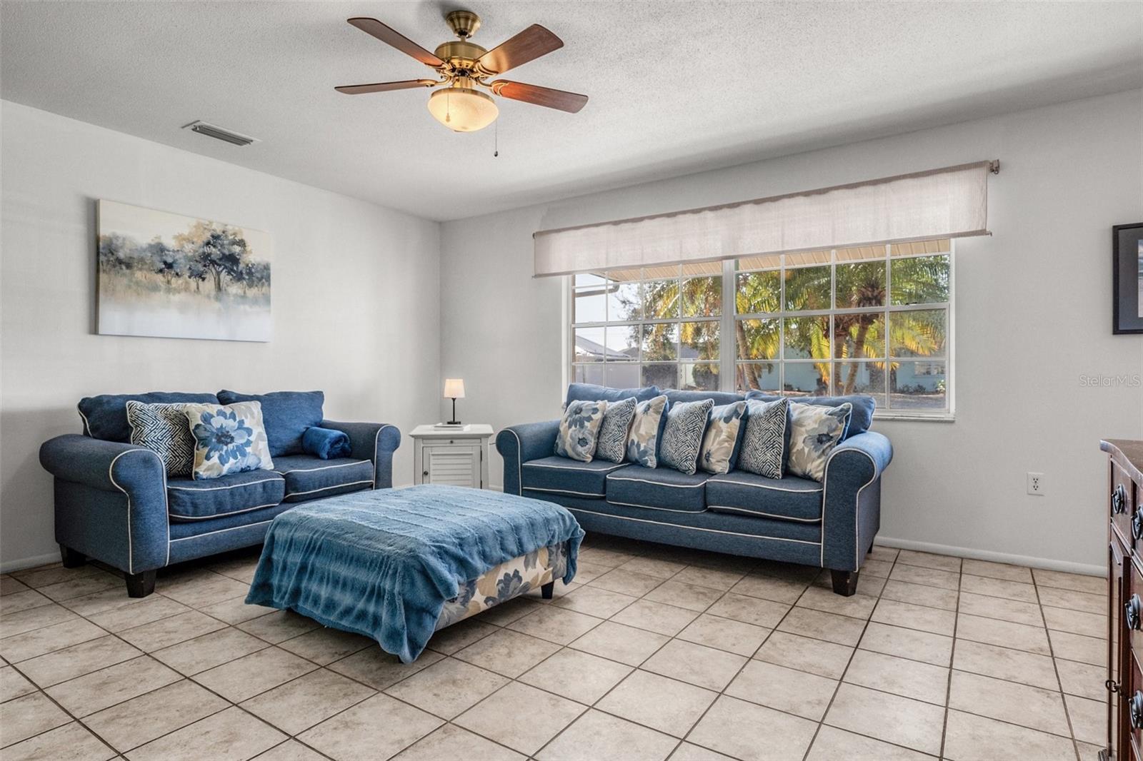 Image 7 of 29 For 807 62nd Street W