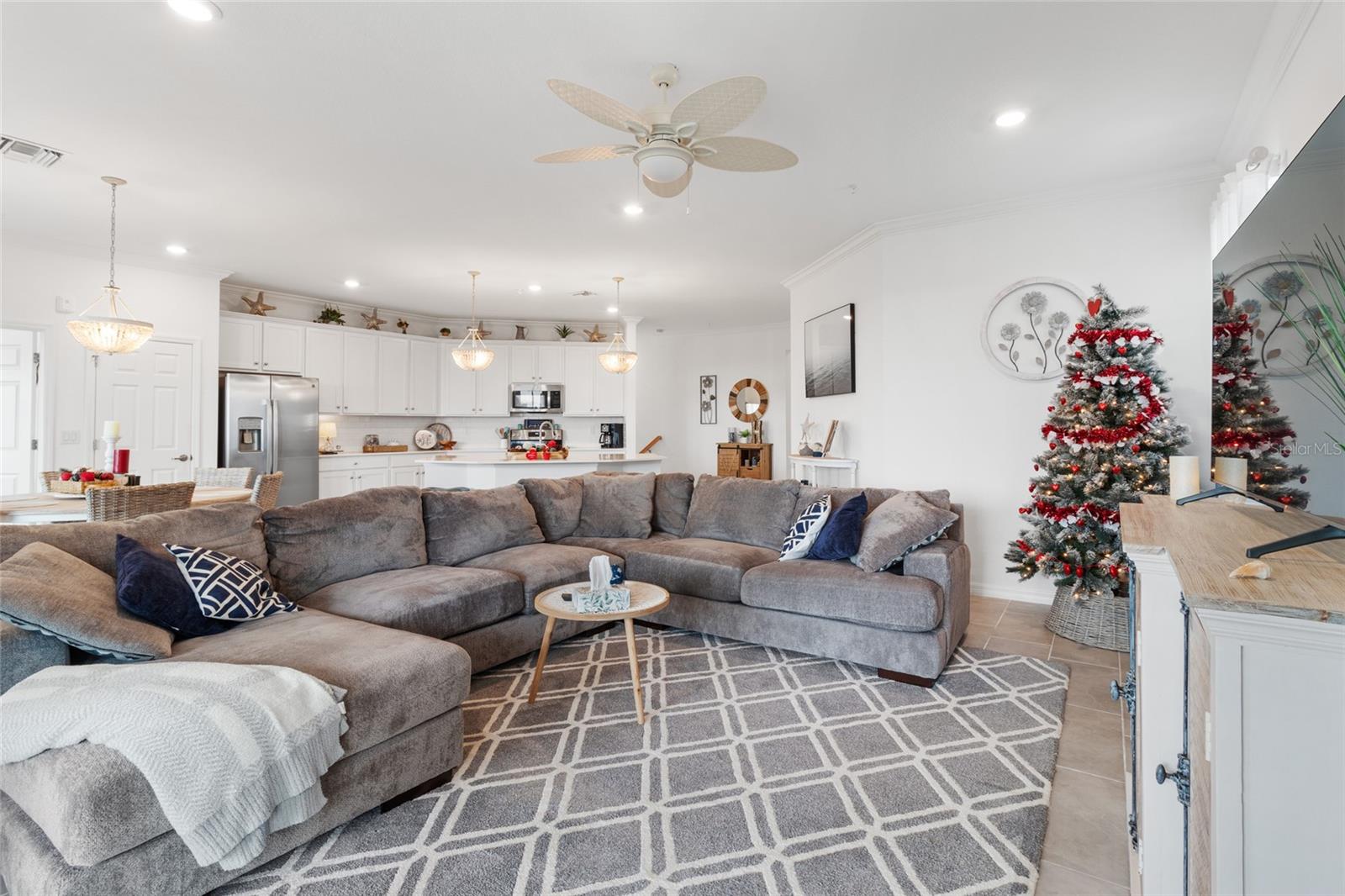 Image 21 of 81 For 10031 Crooked Creek Drive 201