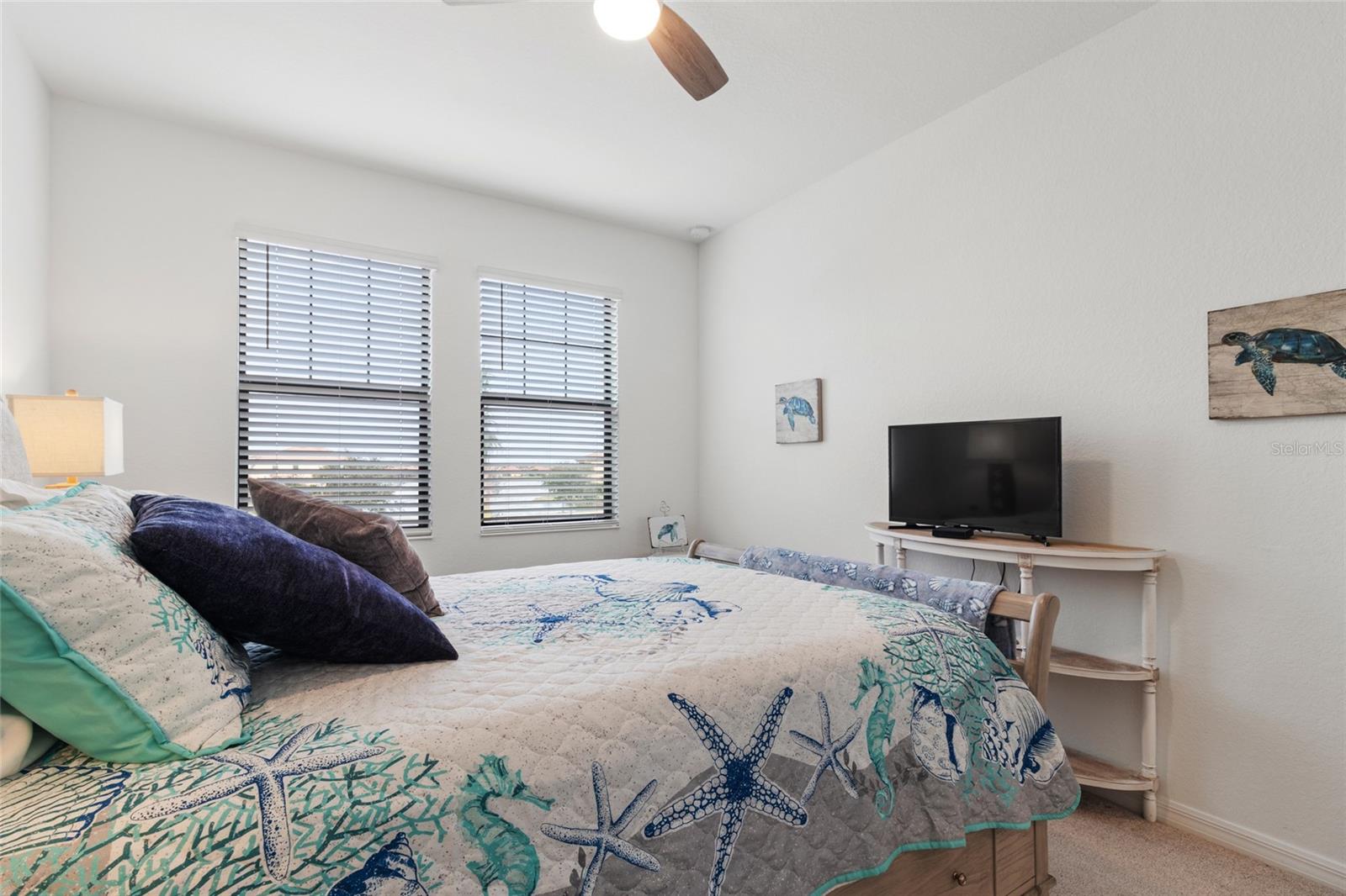 Image 33 of 81 For 10031 Crooked Creek Drive 201