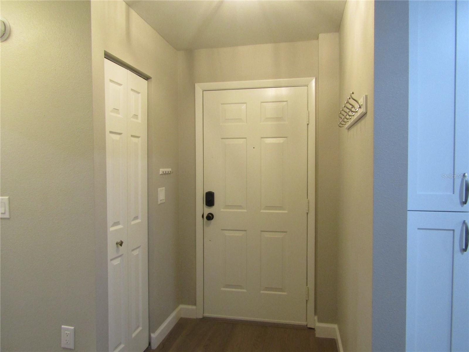 Image 4 of 54 For 376 Oak Hill Drive 36