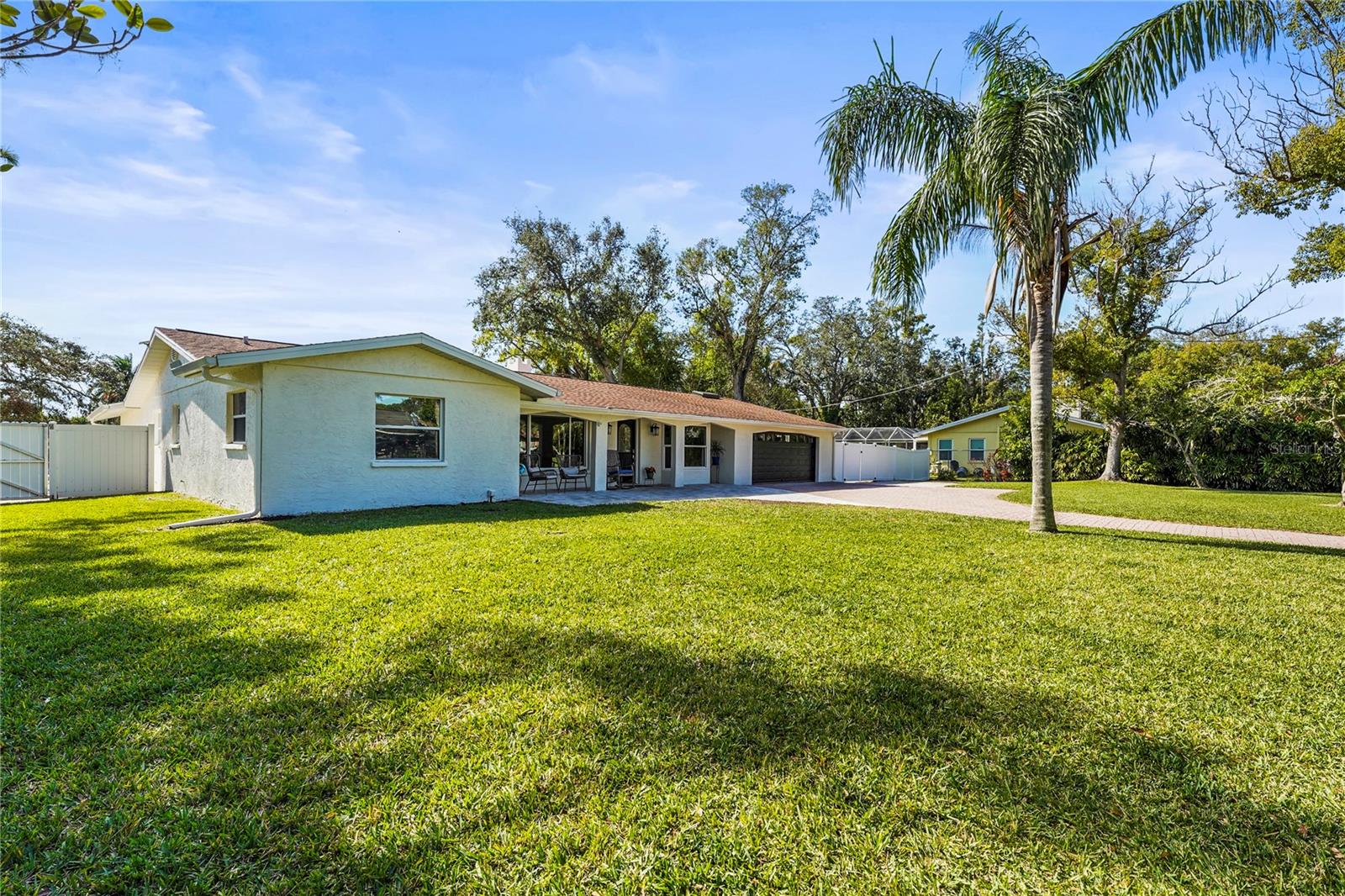 Image 8 of 95 For 504 68th Avenue Drive W