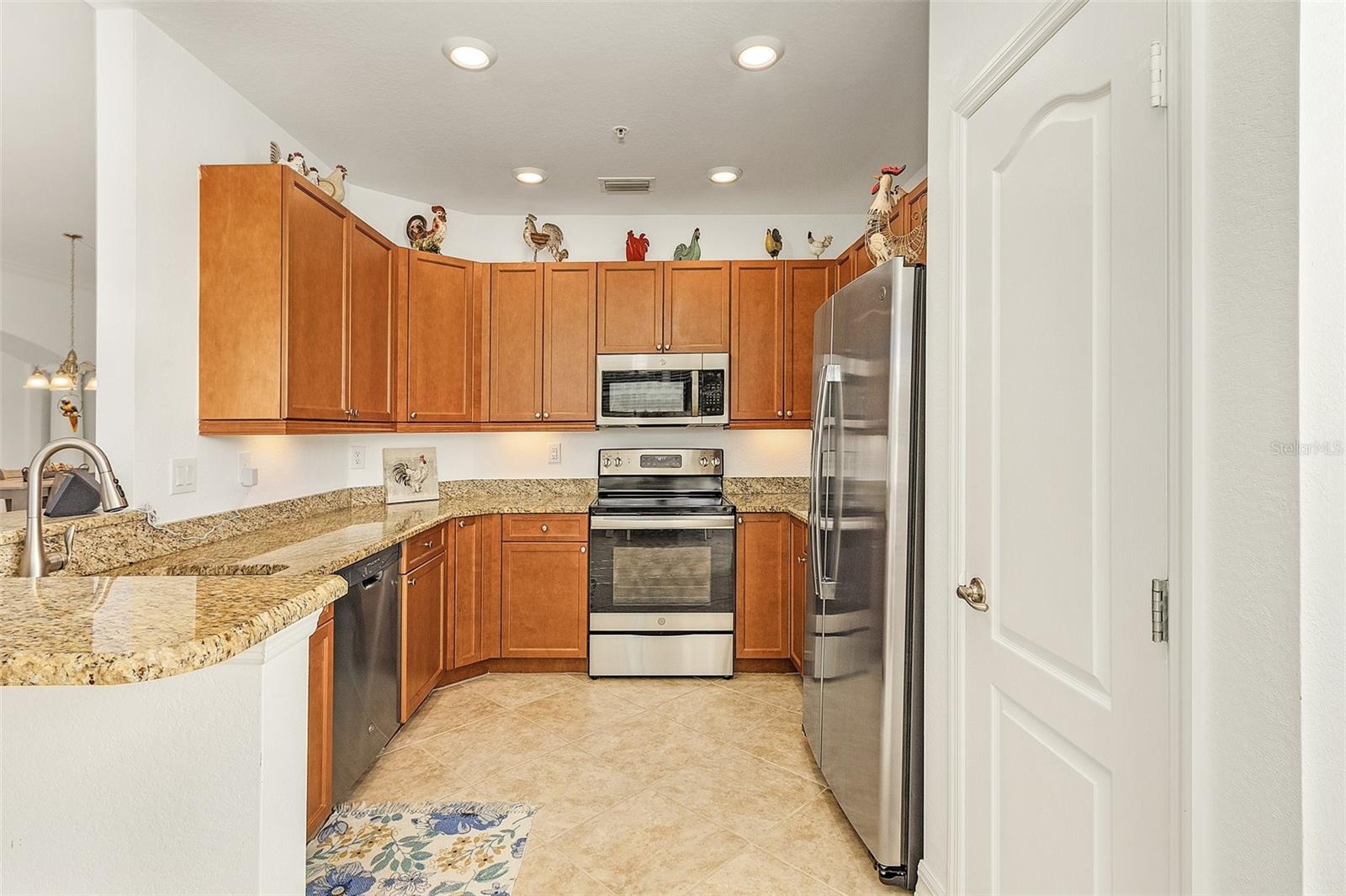 Image 14 of 28 For 14081 Black Beauty Drive 1111