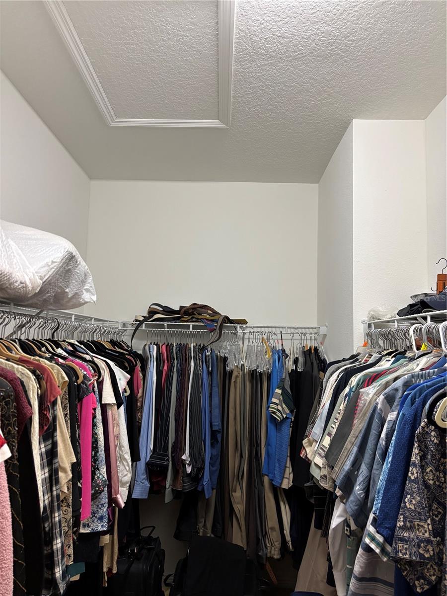 Image 18 of 32 For 10923 Blue Magnolia Lane