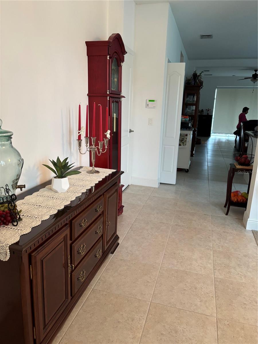 Image 4 of 32 For 10923 Blue Magnolia Lane