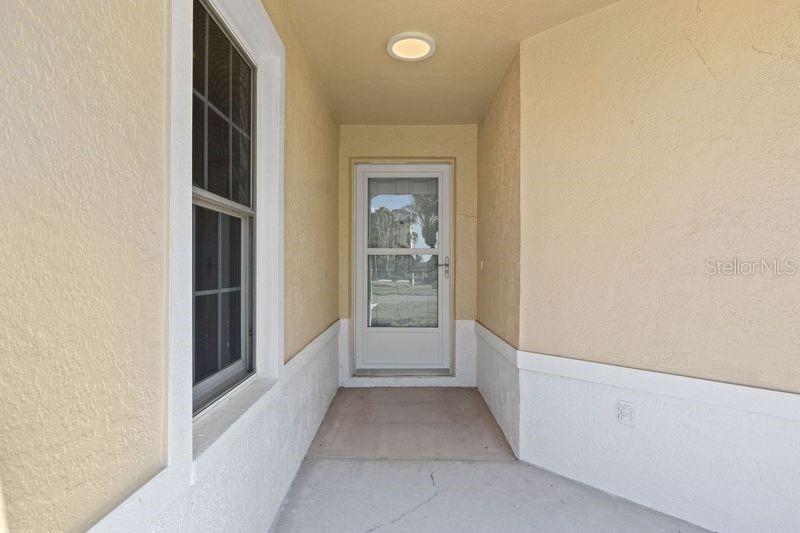 Image 3 of 39 For 2608 Edgewater Court