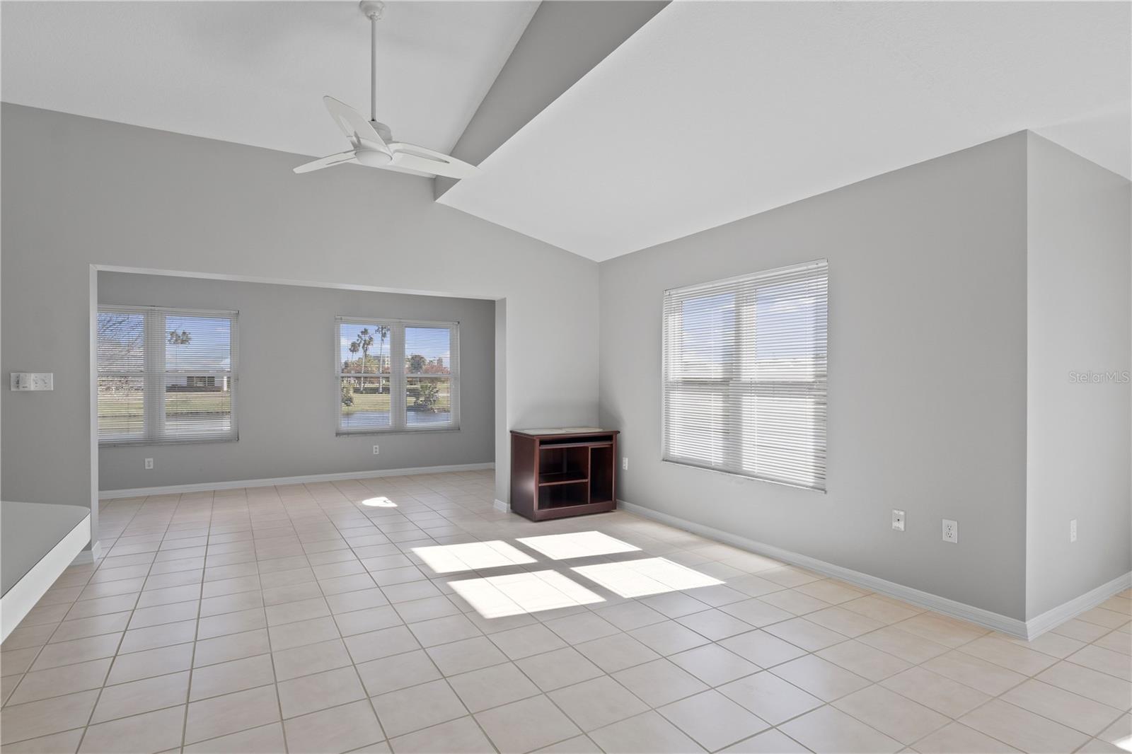 Image 8 of 39 For 2608 Edgewater Court