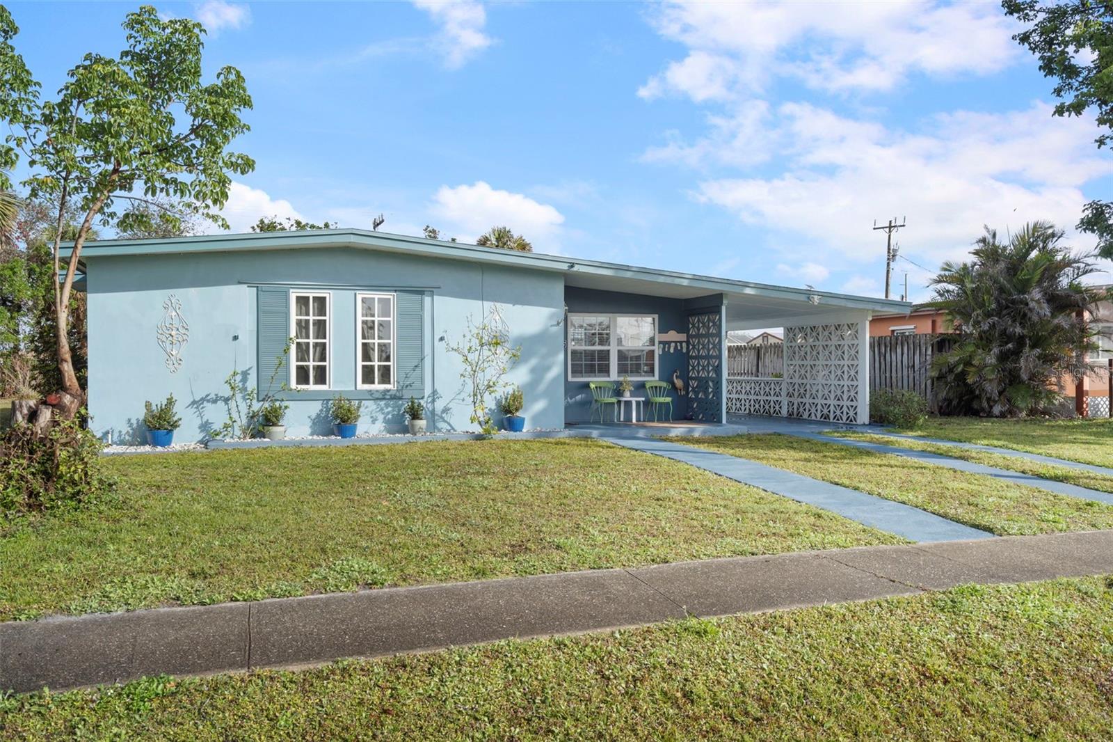 Image 3 of 26 For 8466 Maureen Avenue