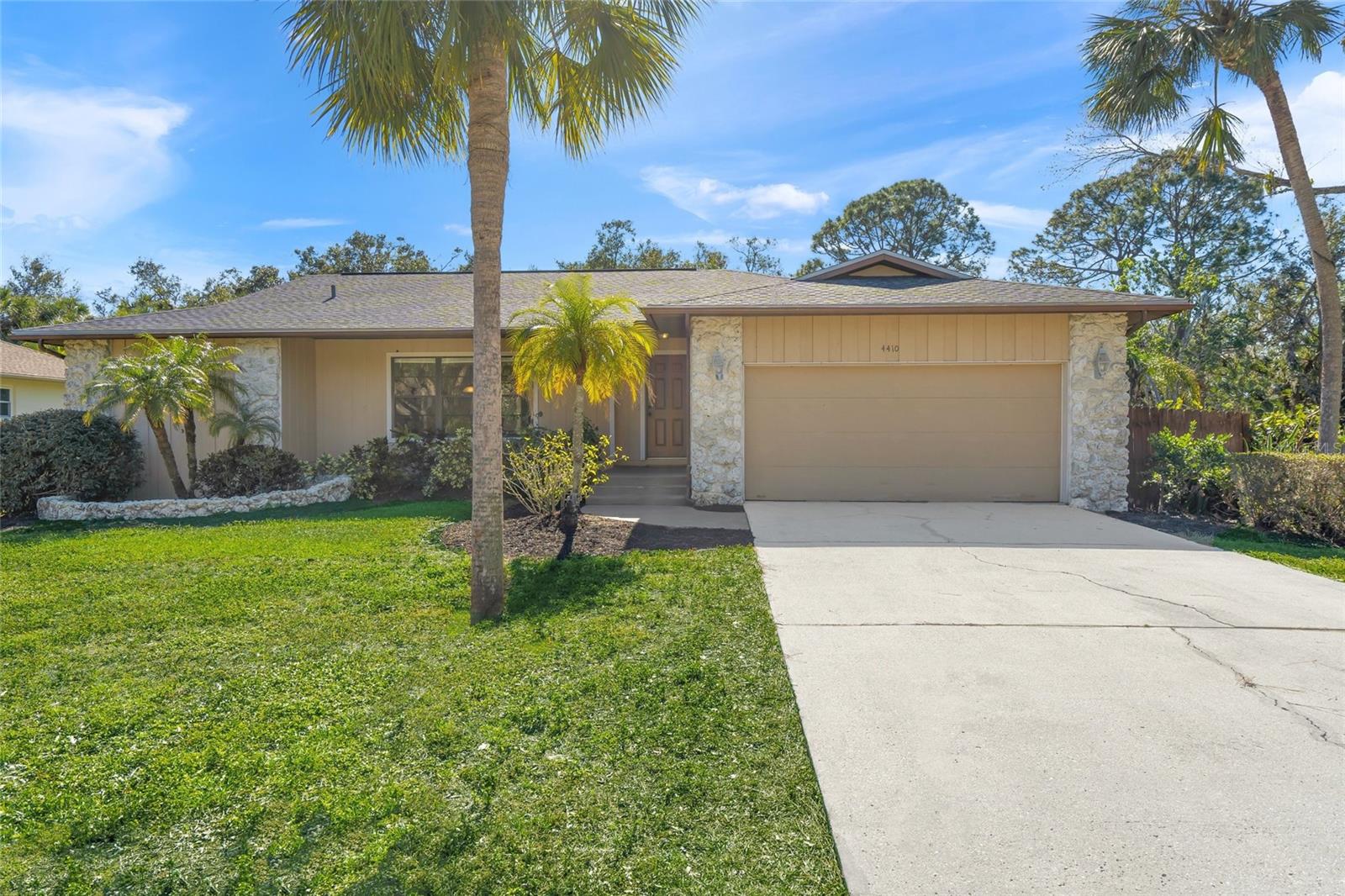 Details for 4410 Little John Trail, SARASOTA, FL 34232