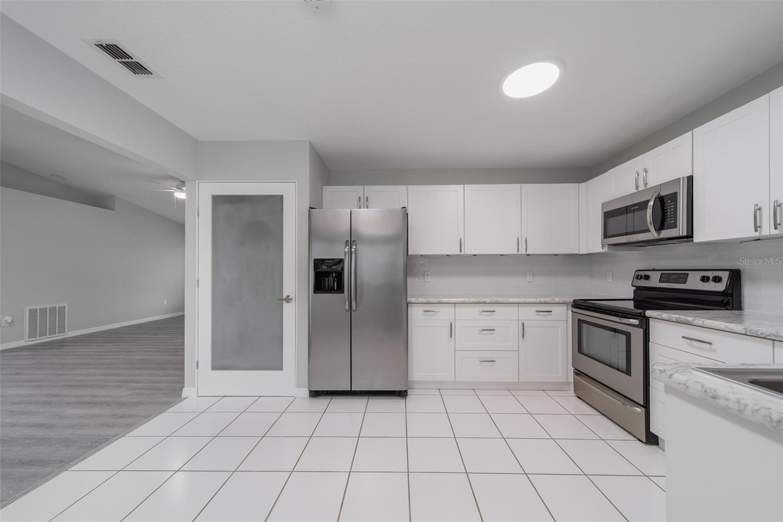 Image 22 of 34 For 15026 Dania Avenue
