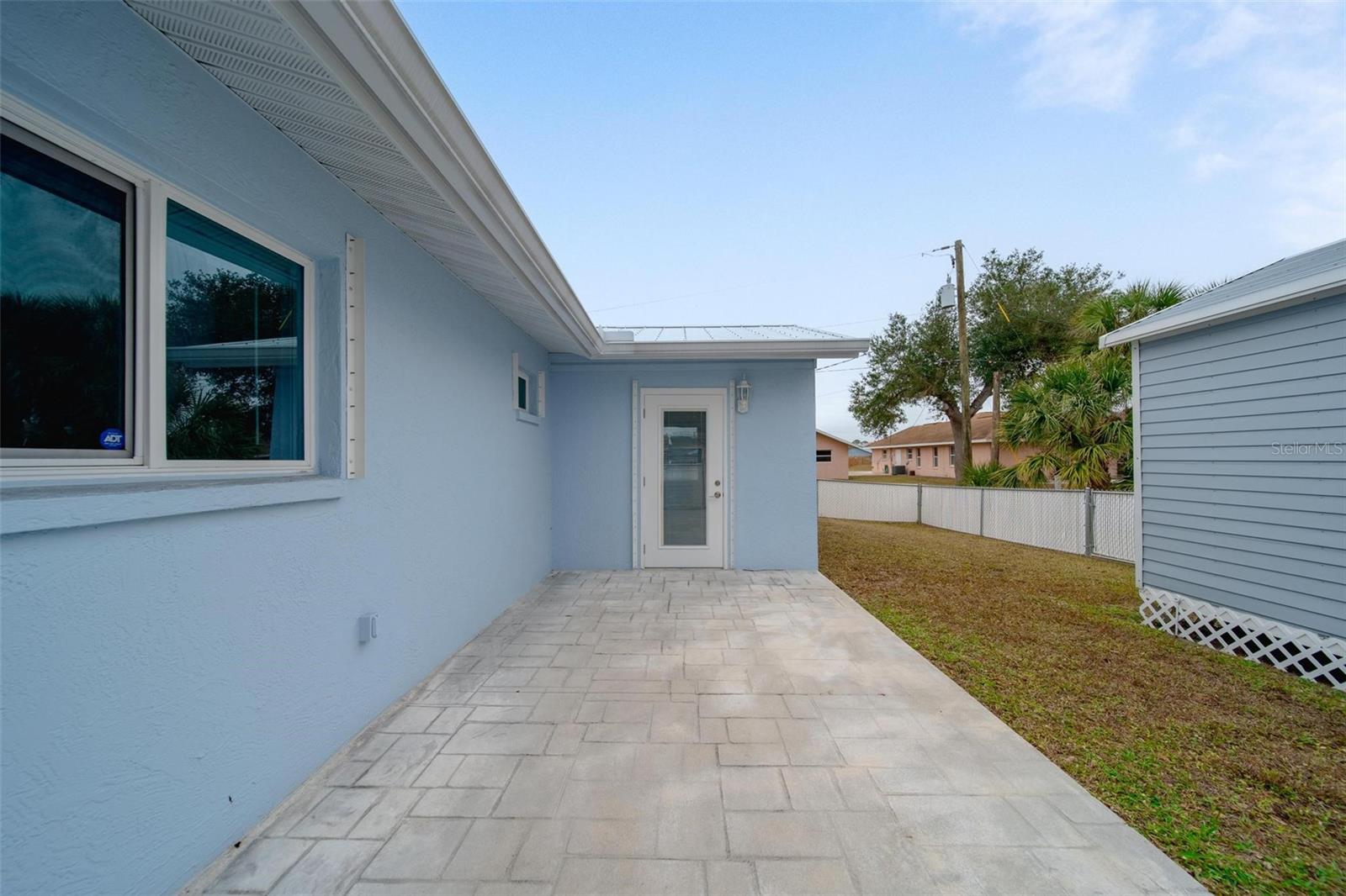 Image 25 of 34 For 15026 Dania Avenue