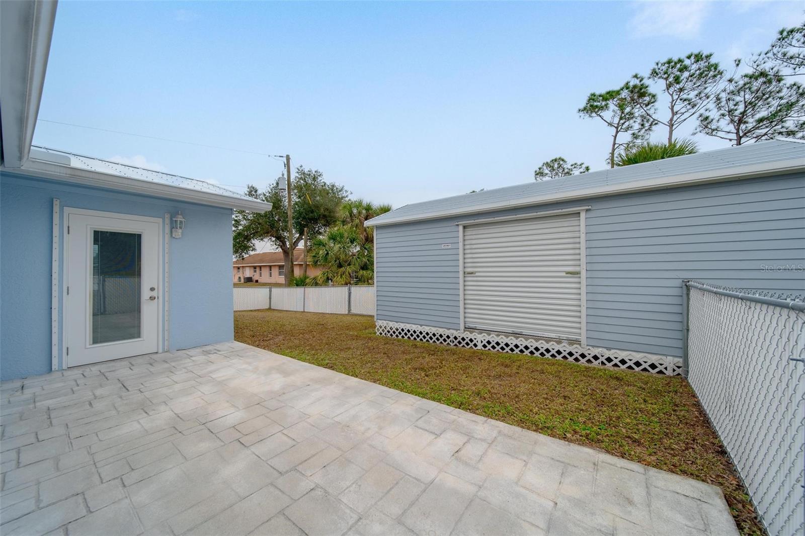 Image 26 of 34 For 15026 Dania Avenue