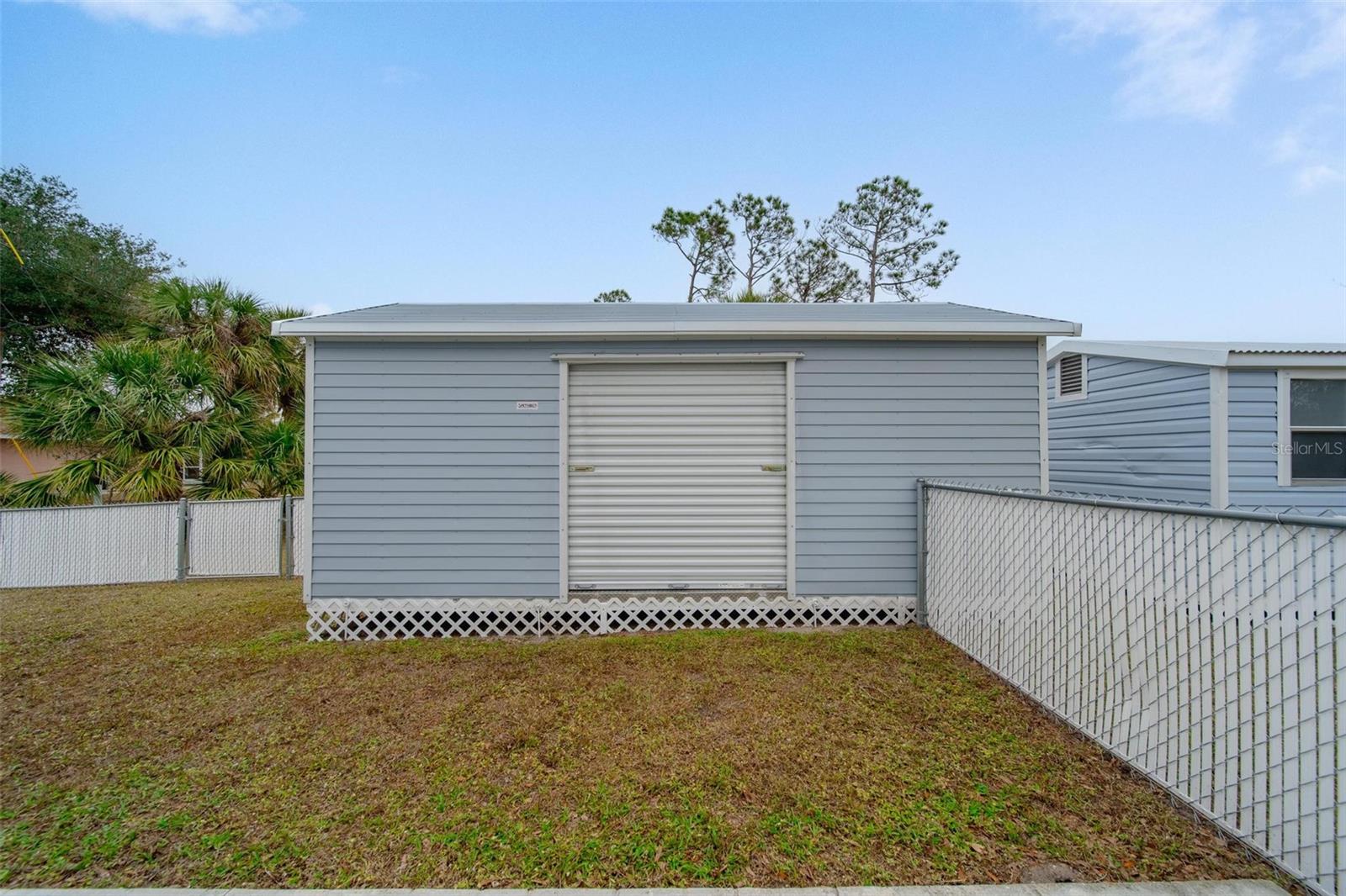 Image 27 of 34 For 15026 Dania Avenue