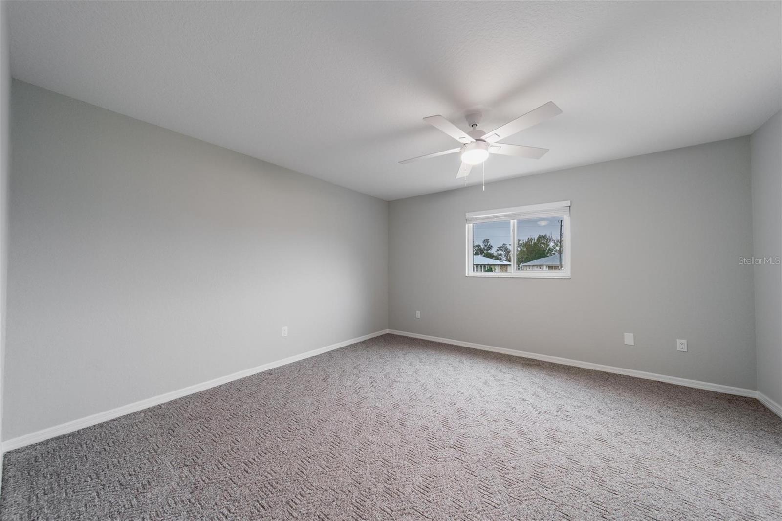 Image 6 of 34 For 15026 Dania Avenue
