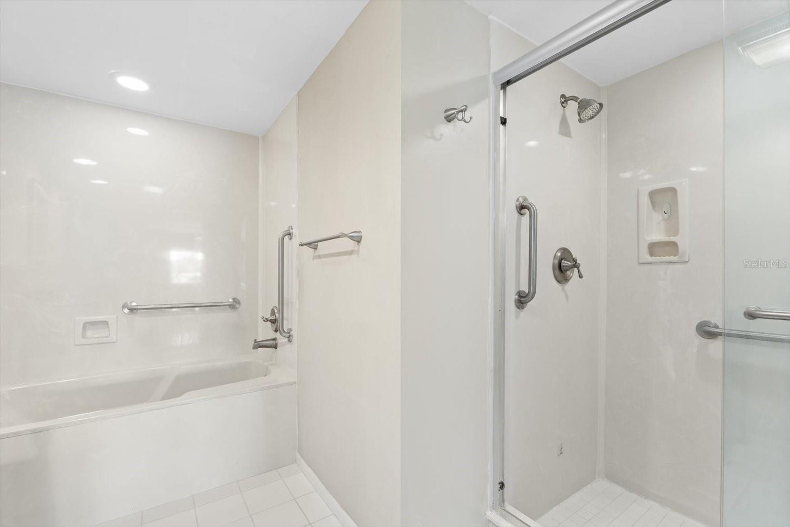 Image 18 of 51 For 5724 Doral Drive