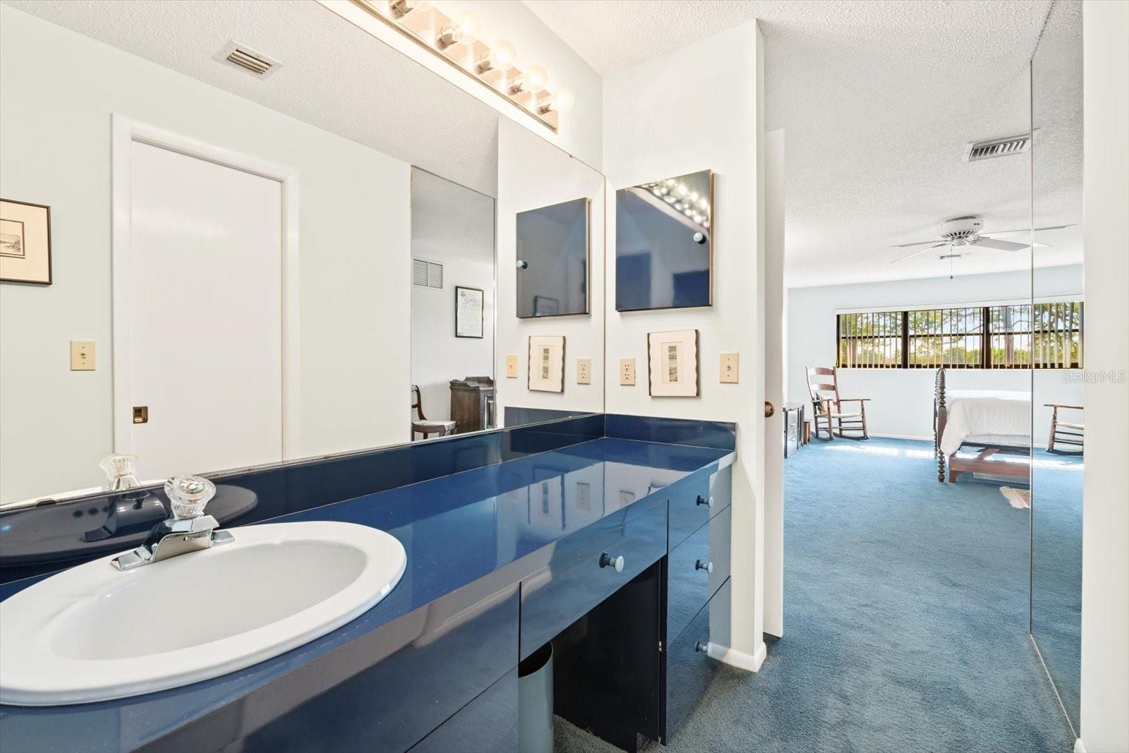 Image 33 of 51 For 5724 Doral Drive