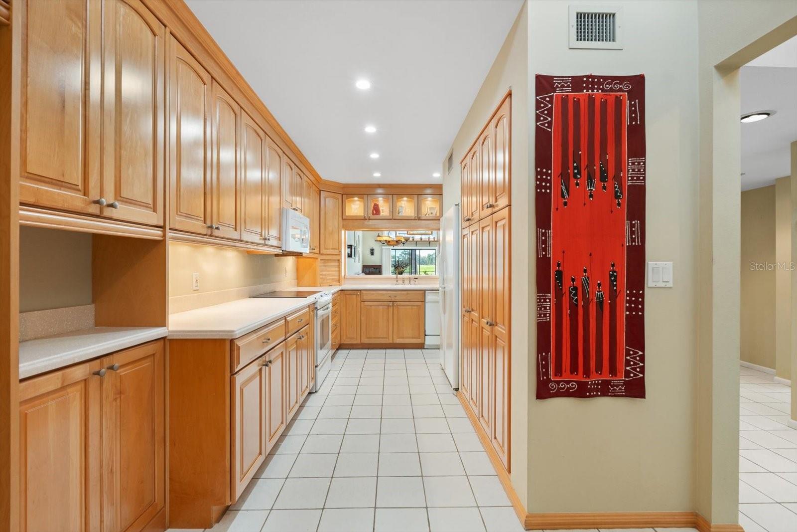 Image 7 of 51 For 5724 Doral Drive