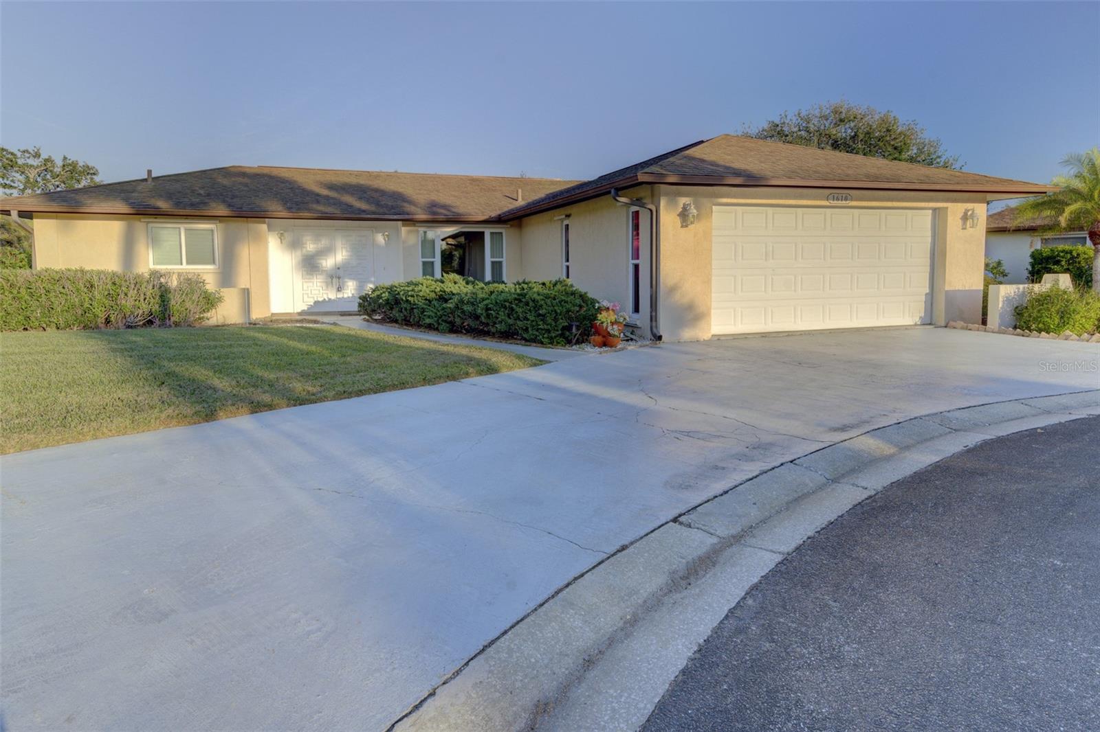 Details for 1610 Cypress Point Court, VENICE, FL 34293