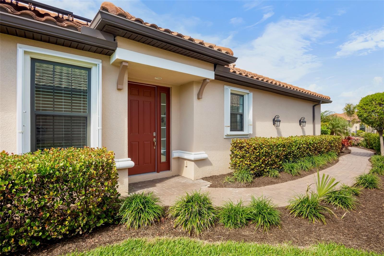 Image 3 of 36 For 5337 Popoli Way