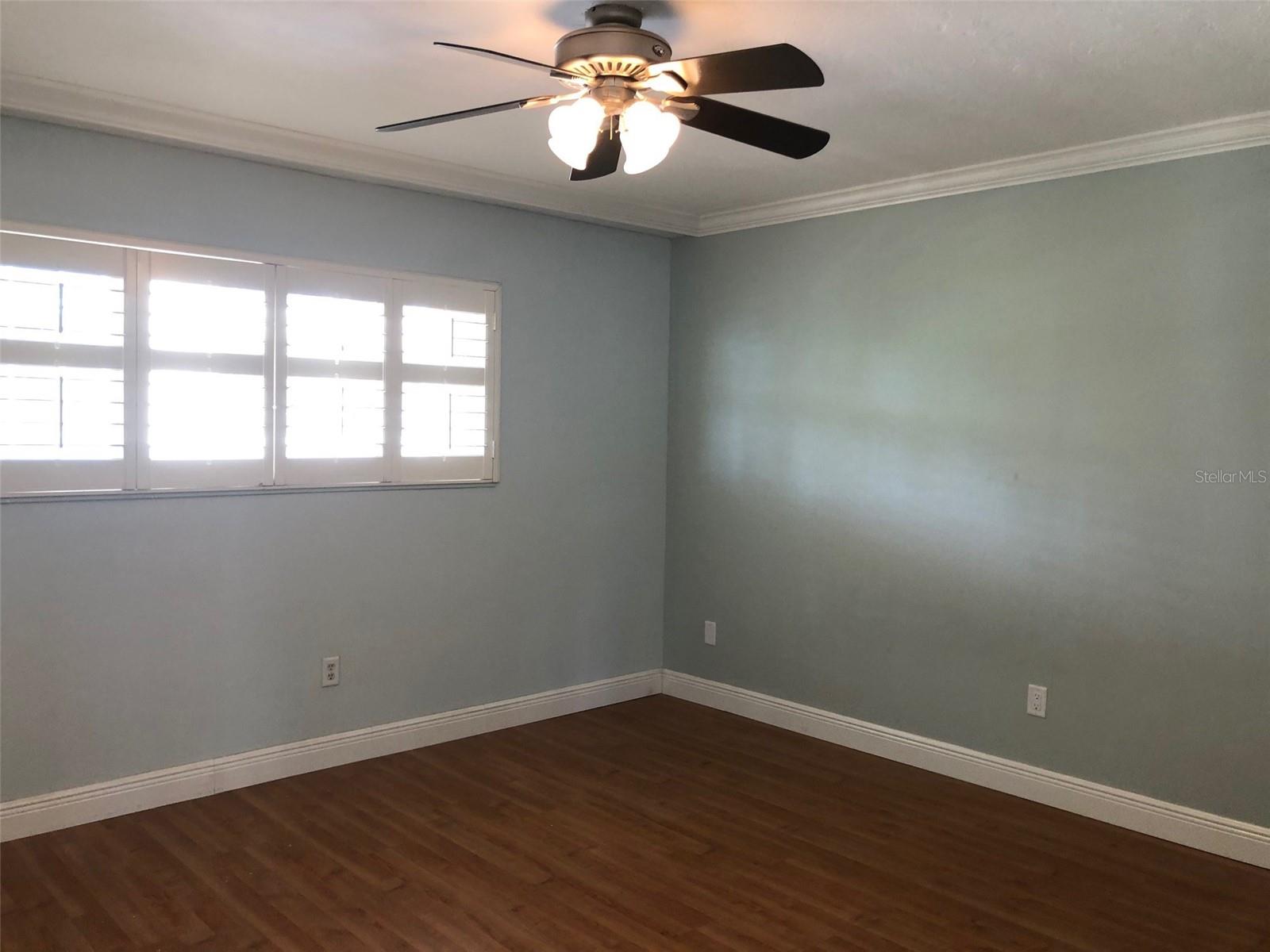 Image 11 of 22 For 301 Gulfstream Avenue 301