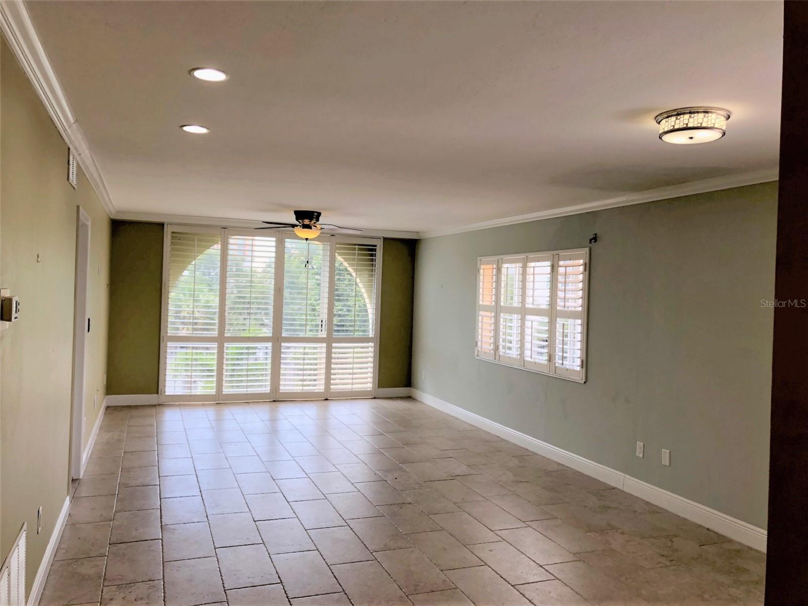 Image 2 of 22 For 301 Gulfstream Avenue 301