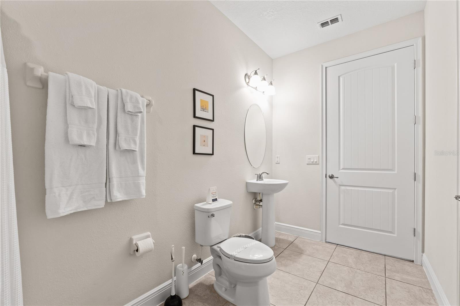 Image 26 of 80 For 220 Clawson Way