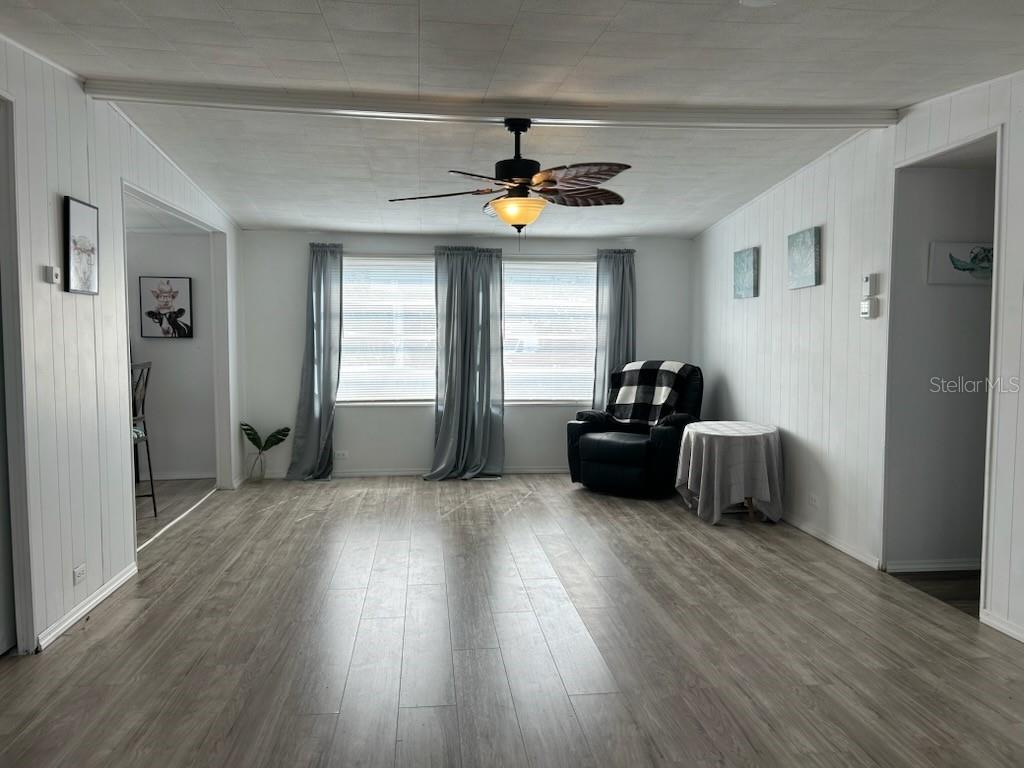 Image 3 of 43 For 4915 Winged Foot Avenue