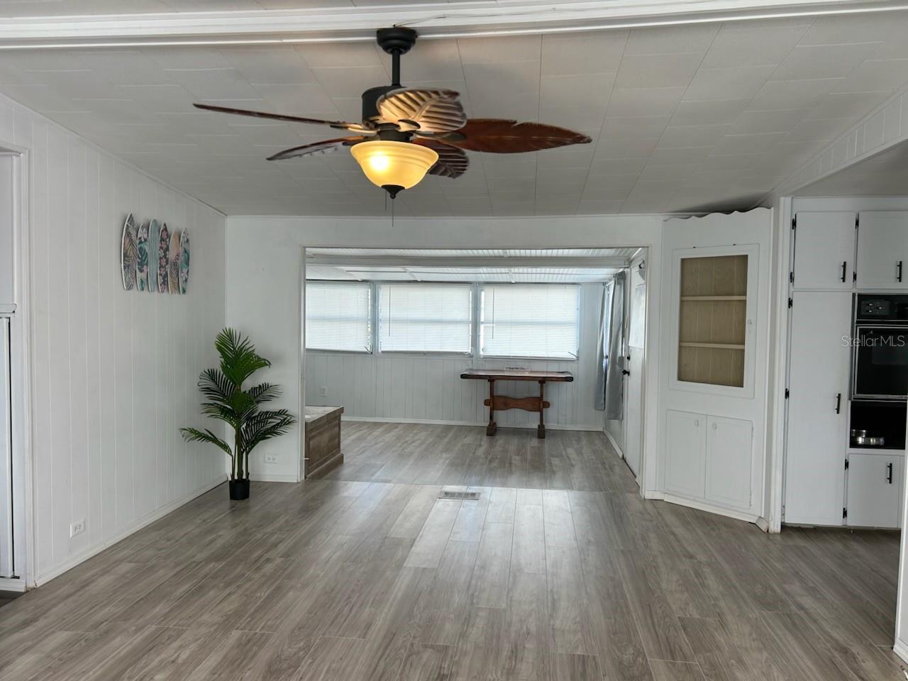 Image 4 of 43 For 4915 Winged Foot Avenue