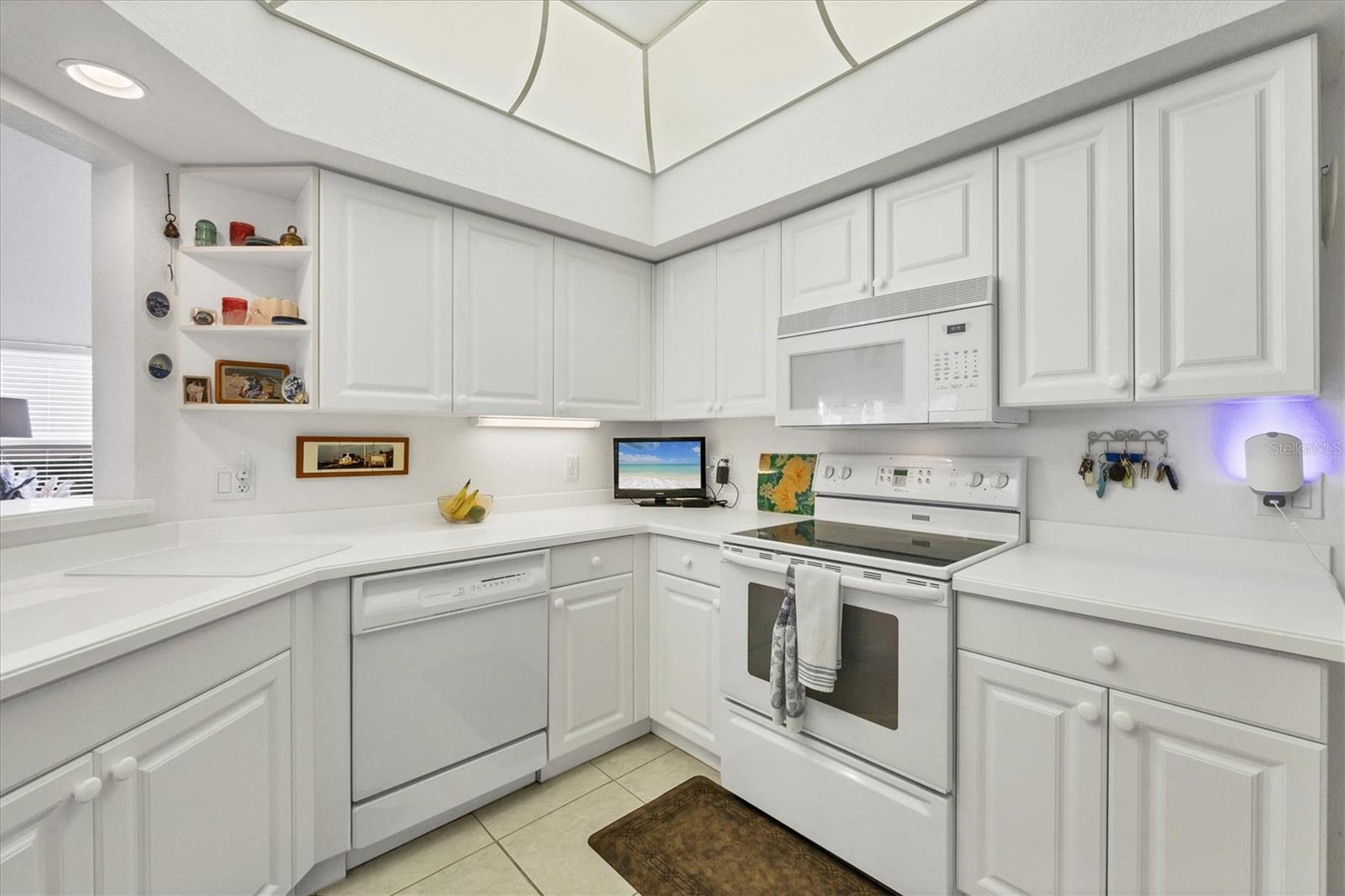 Image 11 of 55 For 7133 Cedar Hollow Circle 22-102