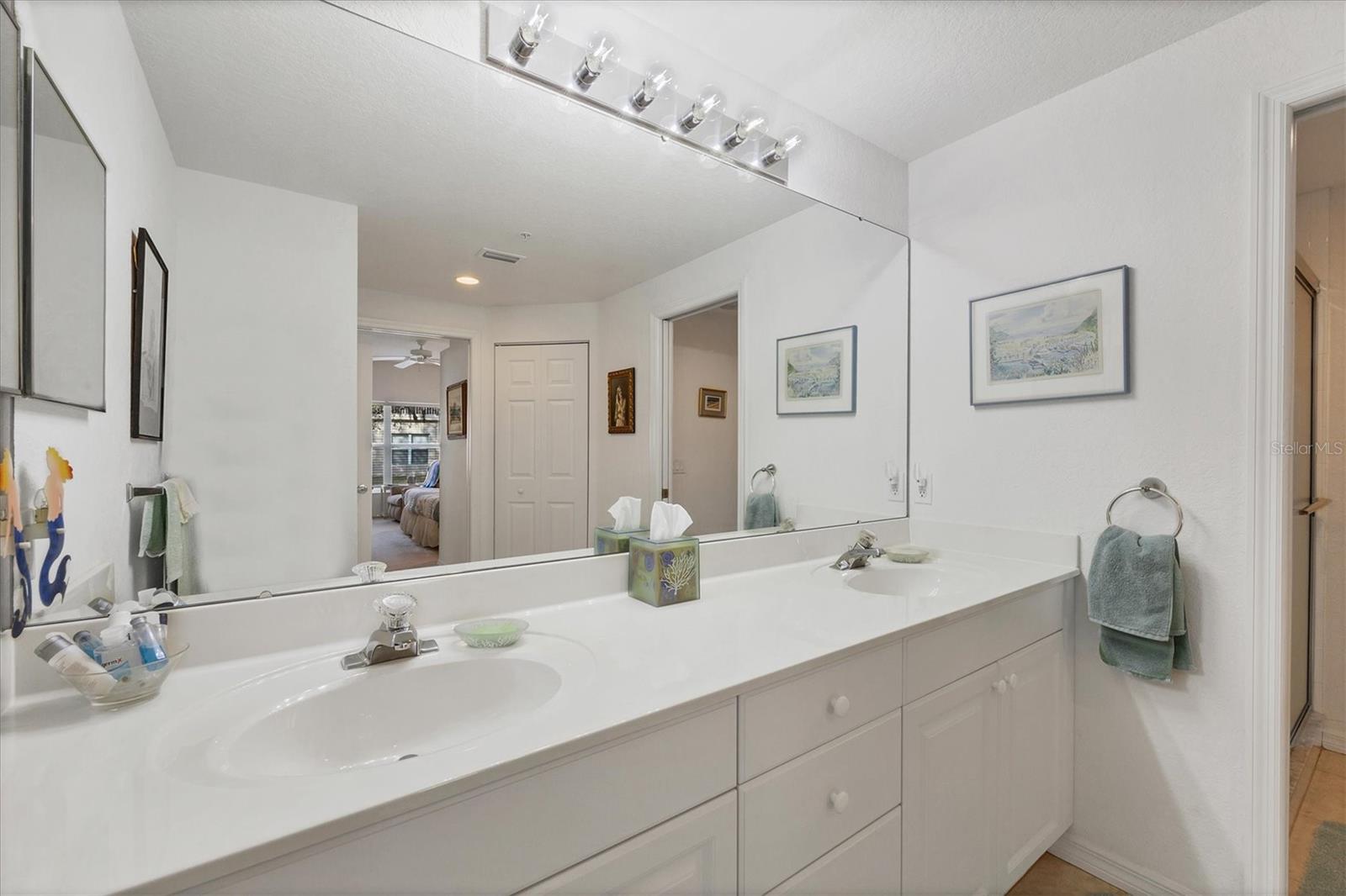 Image 16 of 55 For 7133 Cedar Hollow Circle 22-102