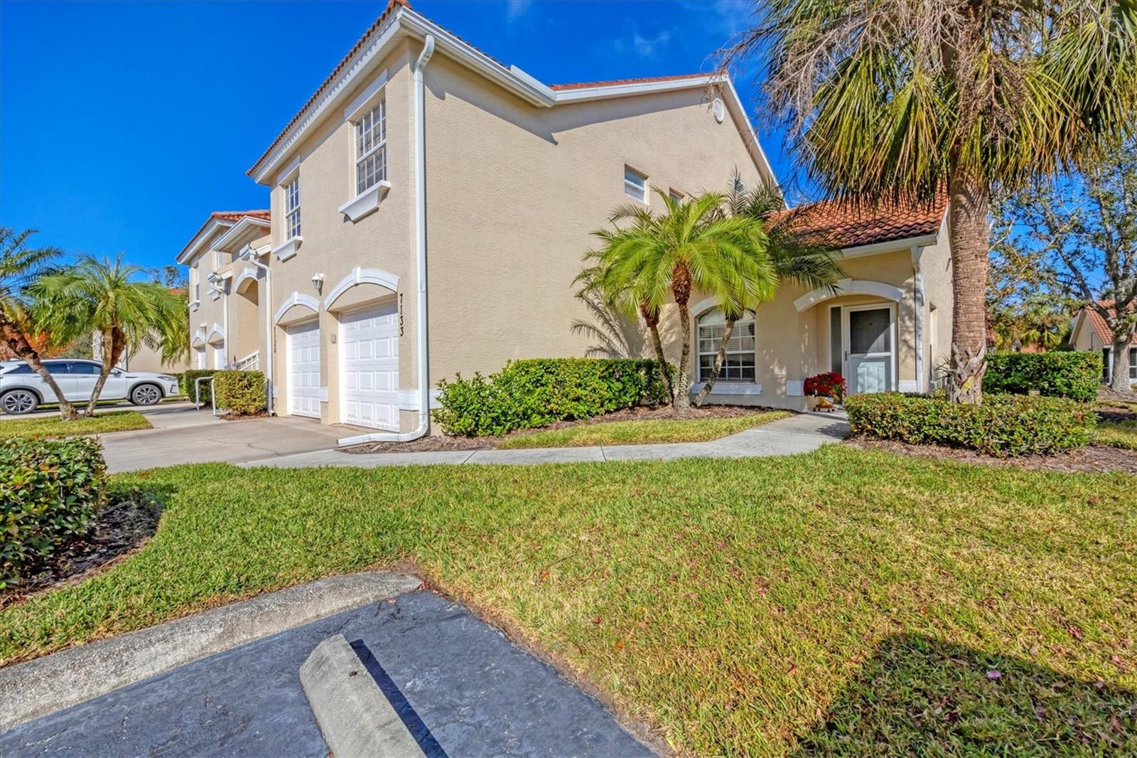 Image 3 of 55 For 7133 Cedar Hollow Circle 22-102