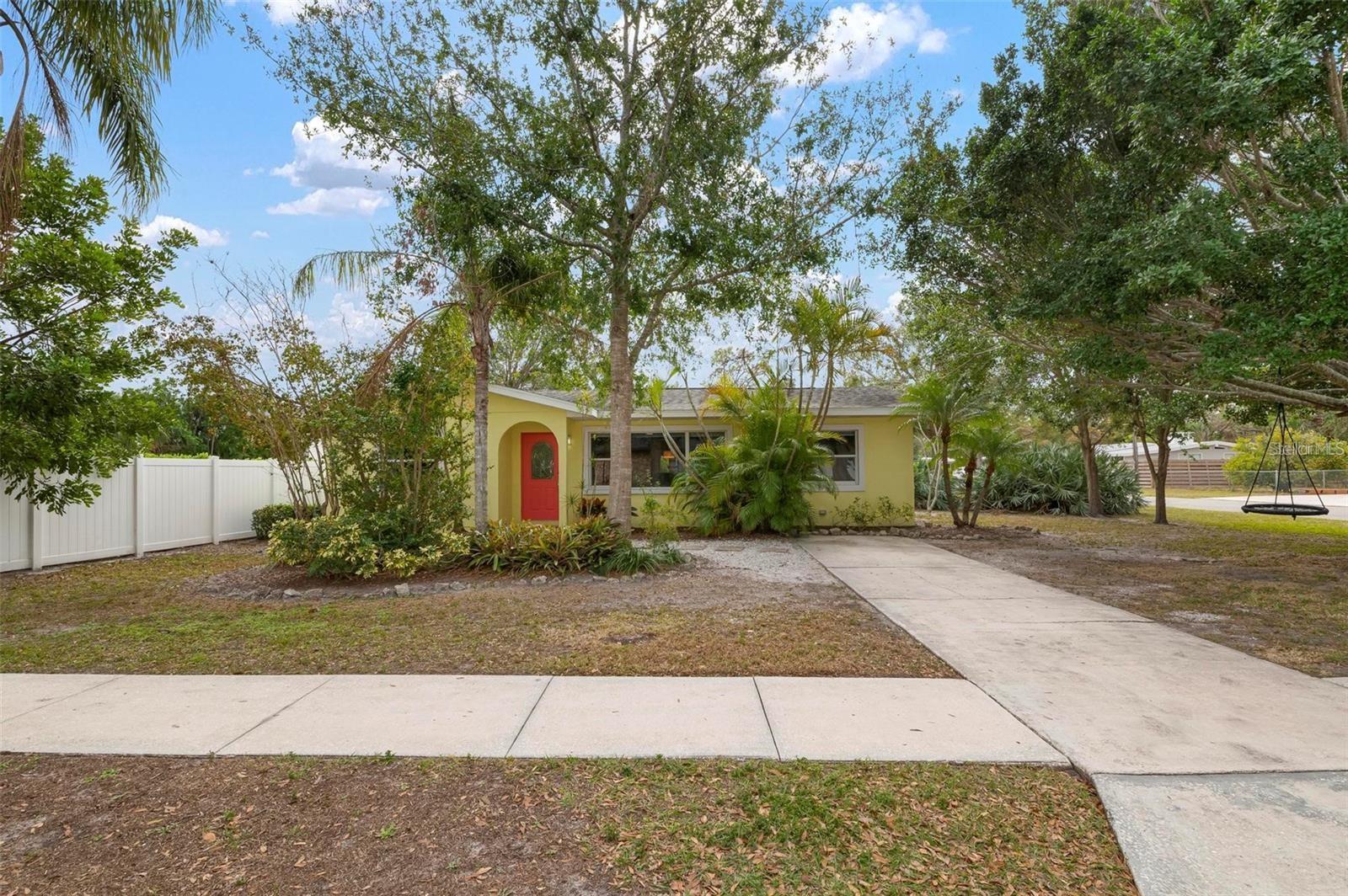 Details for 2202 Hyde Park Street, SARASOTA, FL 34239