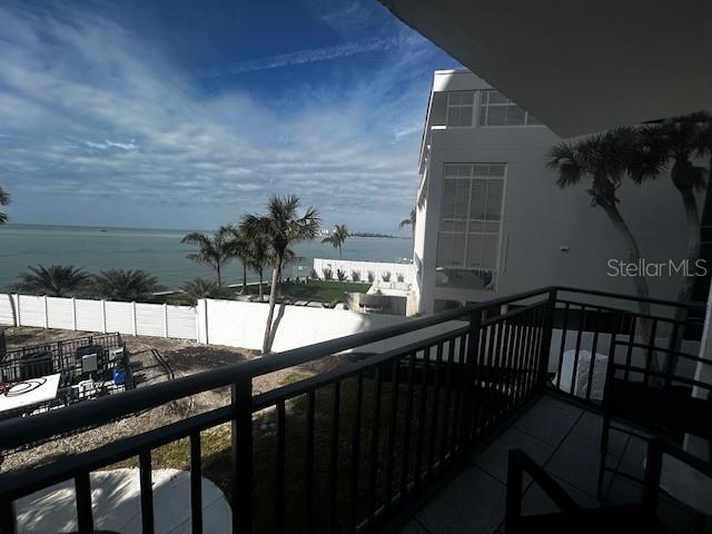 Image 4 of 81 For 4822 Ocean Boulevard 2f