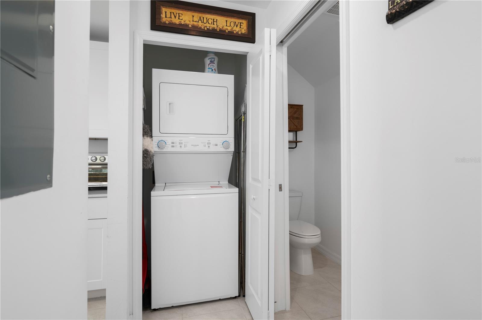 Image 16 of 33 For 1944 Vista Landings Court