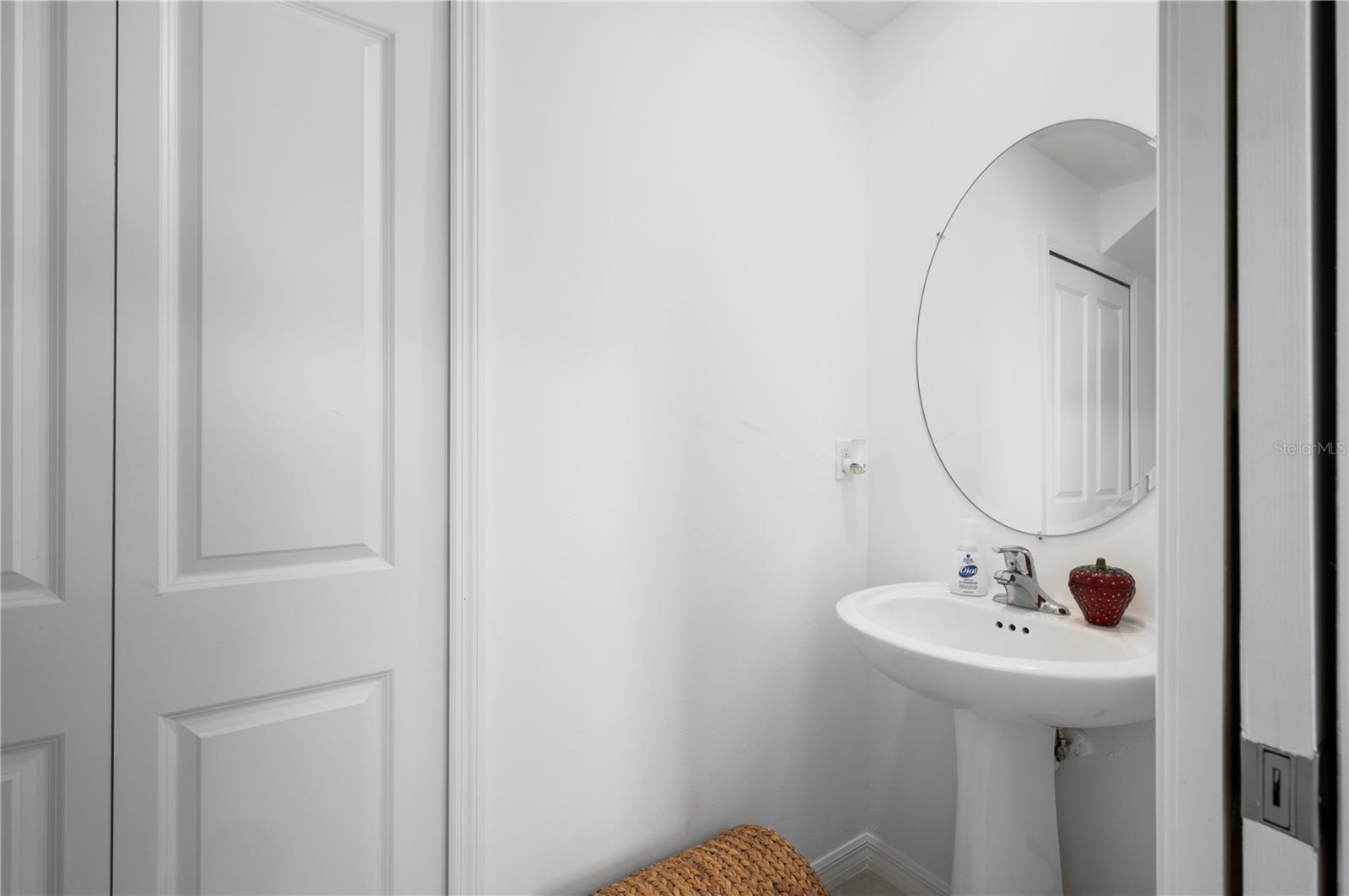 Image 17 of 33 For 1944 Vista Landings Court