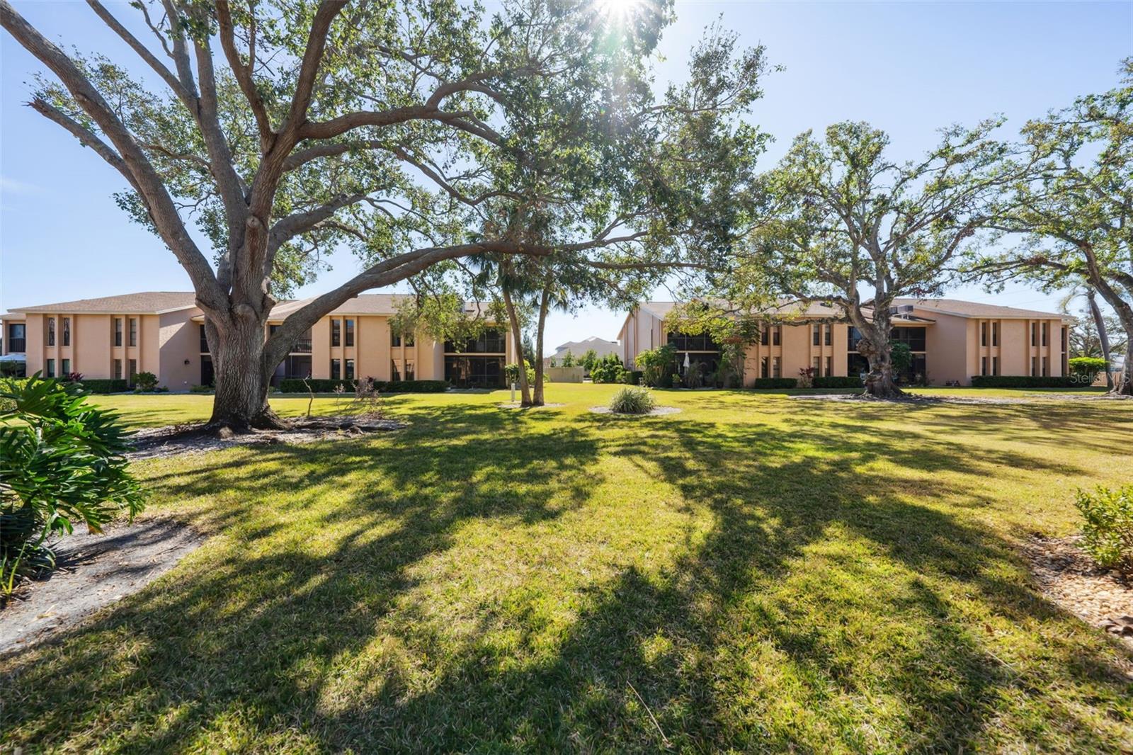 Image 90 of 95 For 2321 Beneva Terrace 2288