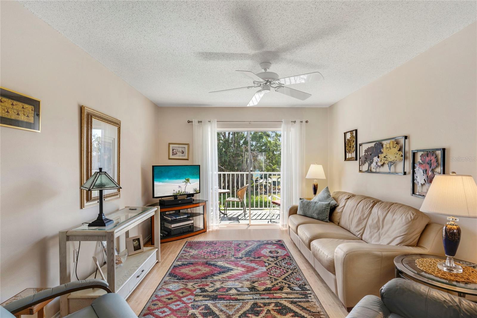 Image 4 of 43 For 5903 Canal Drive I24