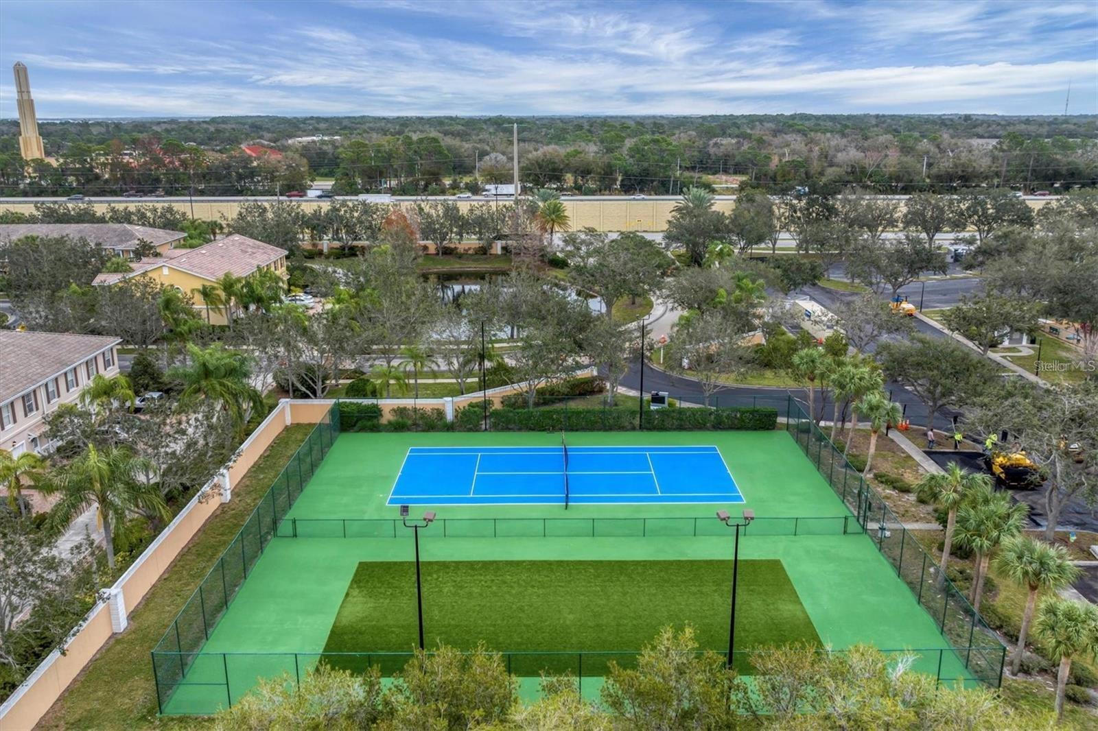 Image 34 of 43 For 1605 Napoli Drive W