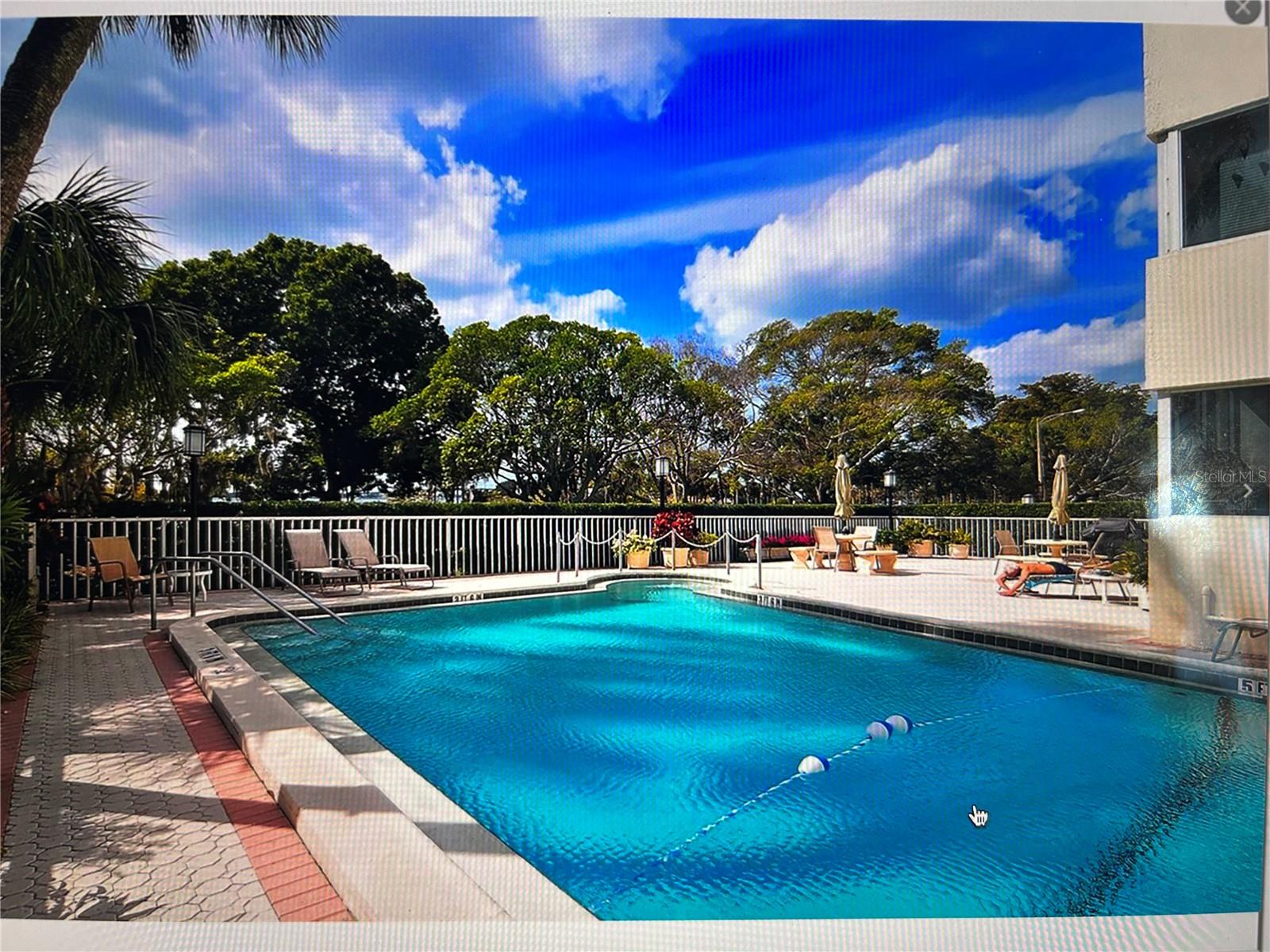 Image 52 of 64 For 555 Gulfstream Avenue 405