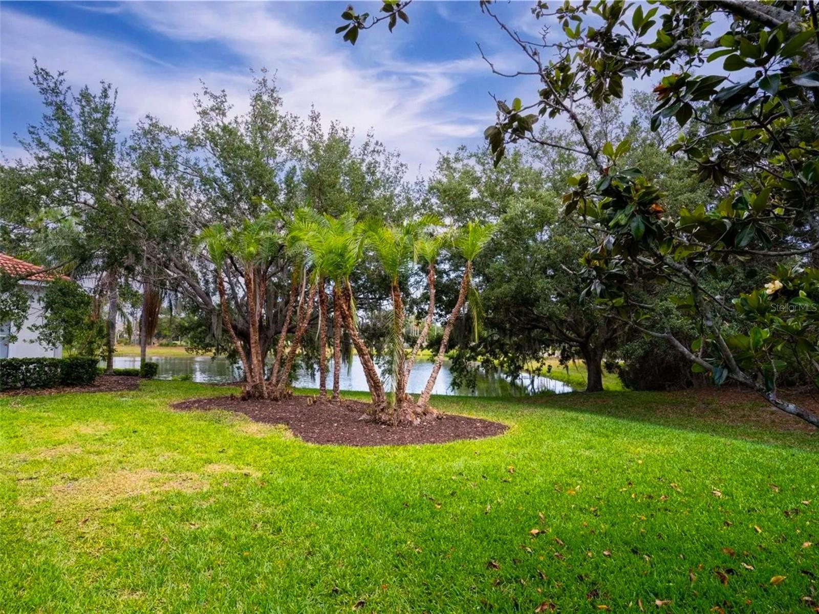 Listing photo id 23 for 7724 Us Open Loop