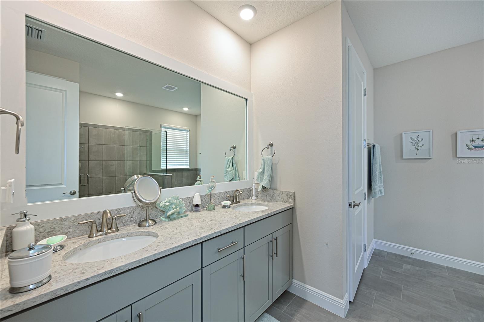 Image 13 of 48 For 17723 Gulf Ranch Place