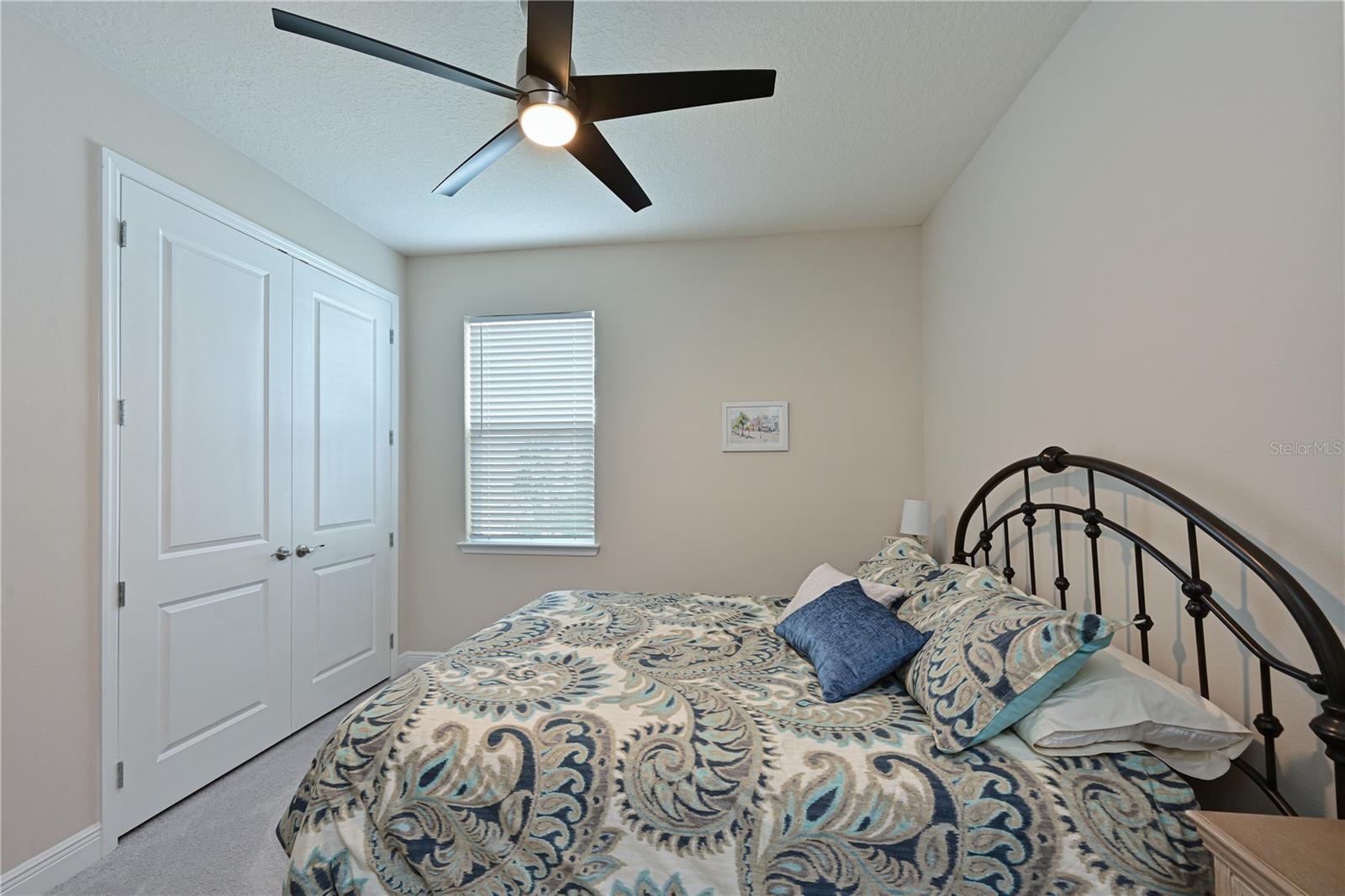 Image 16 of 48 For 17723 Gulf Ranch Place