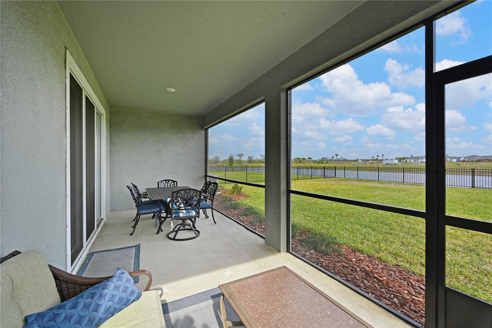 Image 22 of 48 For 17723 Gulf Ranch Place