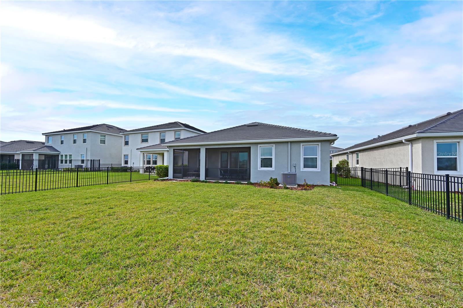 Image 26 of 48 For 17723 Gulf Ranch Place