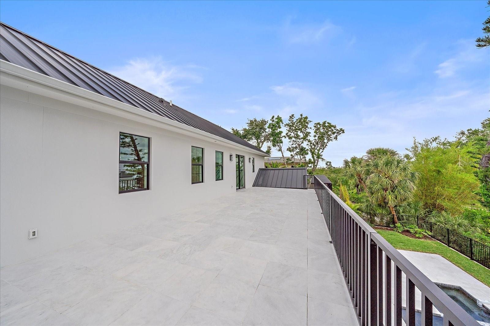 Listing photo id 47 for 656 Tropical Circle