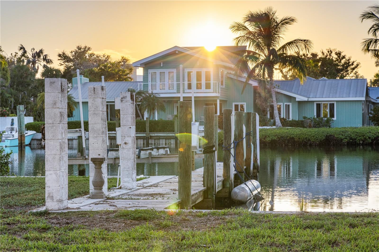 Image 22 of 32 For 3821 Flamingo Avenue