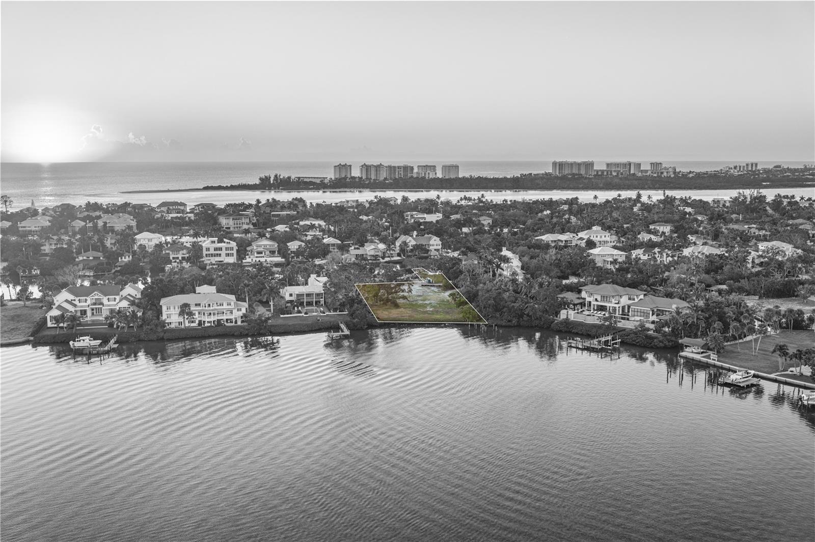 Image 26 of 32 For 3821 Flamingo Avenue