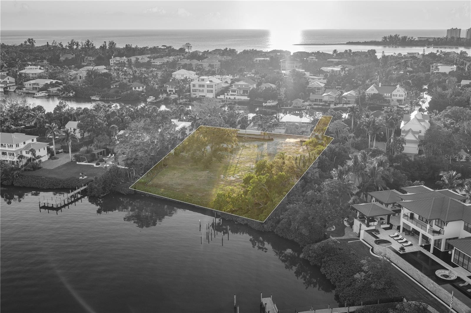 Image 35 of 40 For 3821 Flamingo Avenue