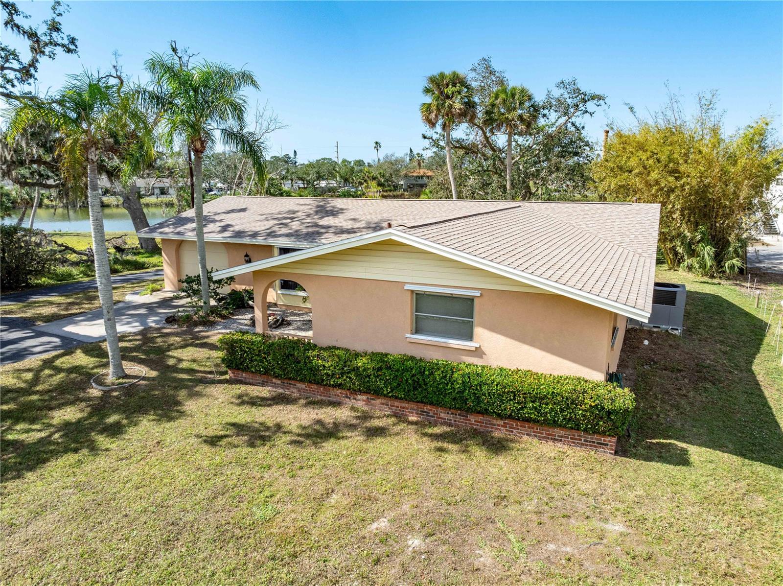 Listing photo id 57 for 5630 Saint Louis Avenue