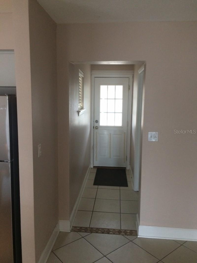 Image 8 of 24 For 1053 Executive Center Drive